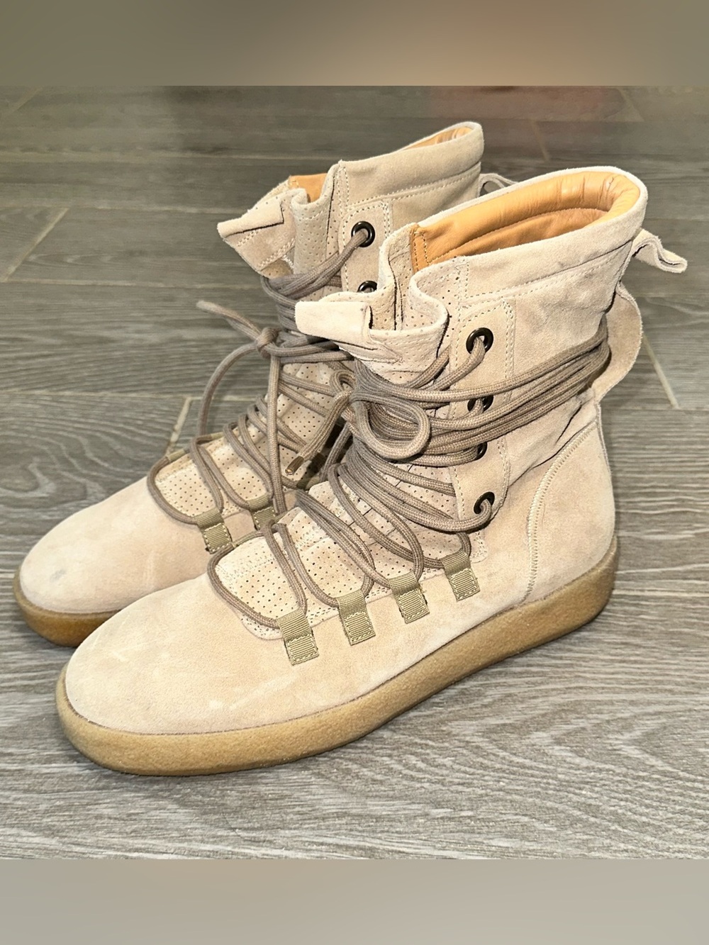 Represent Dusk Boot Stone Suede Crepe Sole Men’s Size 42 US 9 Streetwear Casual